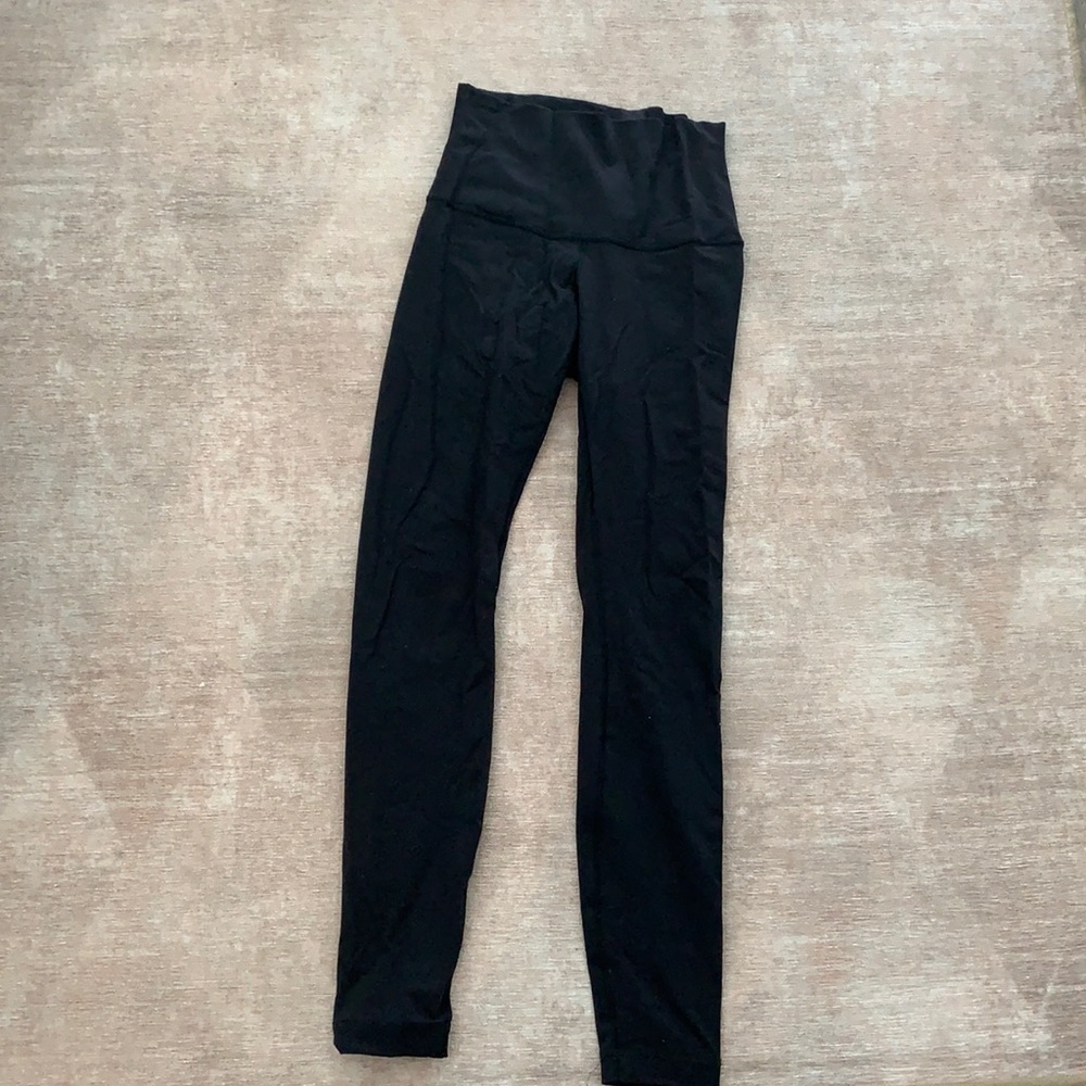 Black lululemon leggings